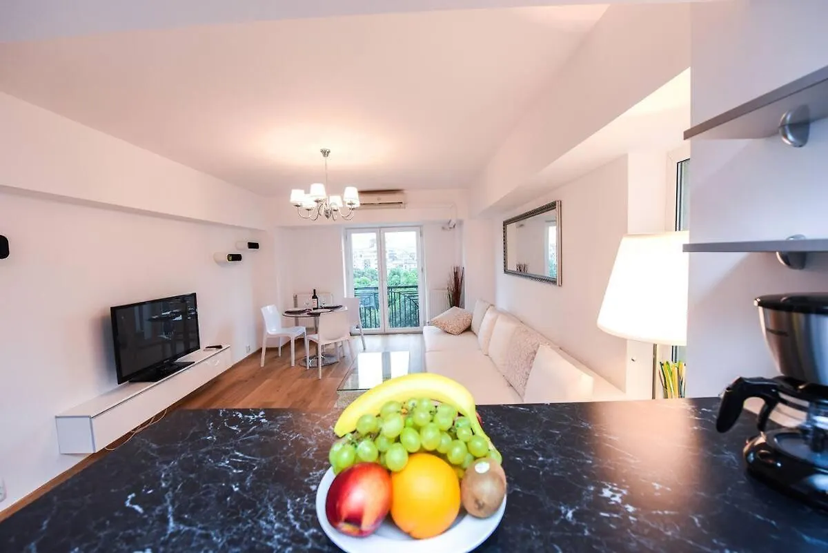 New Luxury Flat At Unirii Square, Piata Unirii Apartment Bucharest