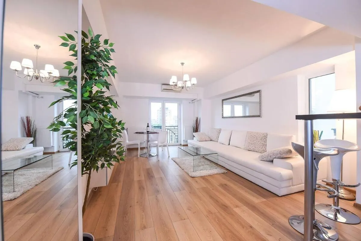 New Luxury Flat At Unirii Square, Piata Unirii Apartment Bucharest